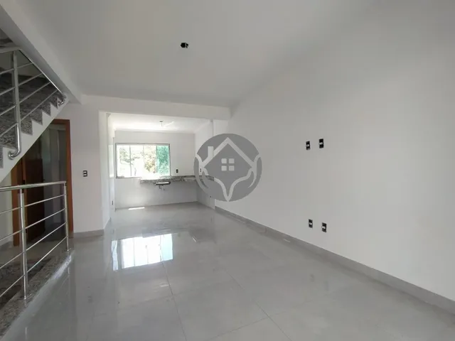 Imagem 5: Casa 03 quartos com 02 suítes, 02 vagas e espaço gourmet com churrasqueira no bairro