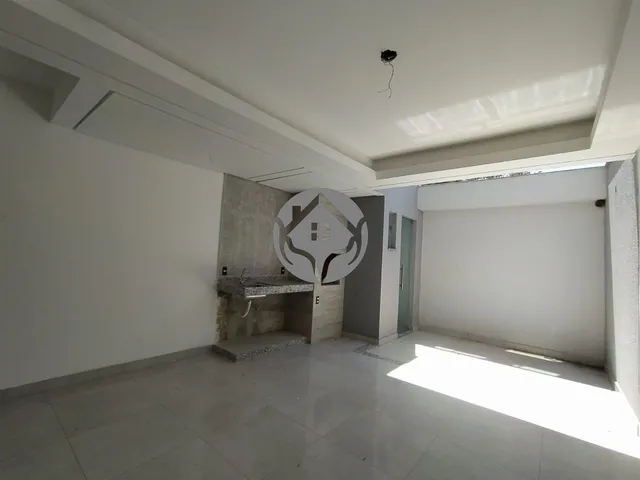 Imagem 7: Casa 03 quartos com 02 suítes, 02 vagas e espaço gourmet com churrasqueira no bairro
