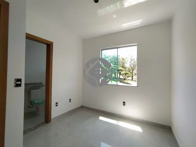 Imagem 9: Casa 03 quartos com 02 suítes, 02 vagas e espaço gourmet com churrasqueira no bairro