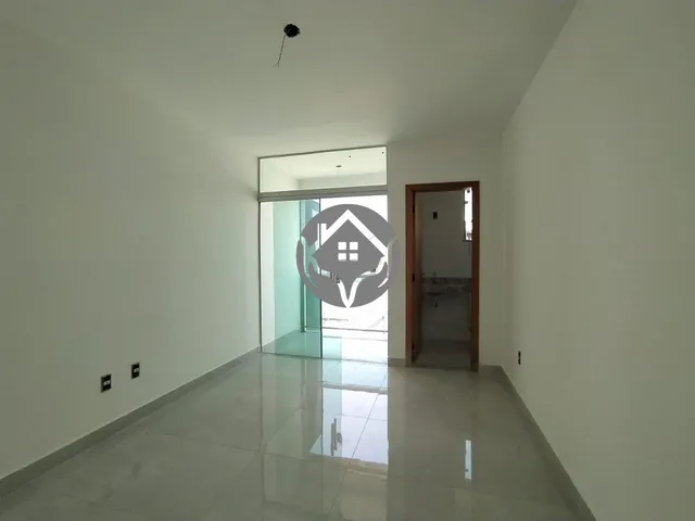 Imagem 12: Casa 03 quartos com 02 suítes, 02 vagas e espaço gourmet com churrasqueira no bairro