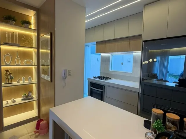 Imagem 4: Vendo apartamento maravilhoso em Buraquinho, área gardem, com 2 suítes, 76m²
