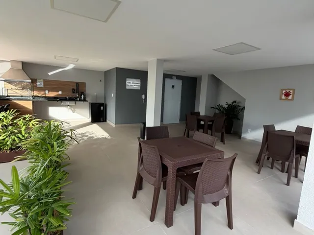 Imagem 3: Vendo apartamento maravilhoso em Buraquinho, área gardem, com 2 suítes, 76m²