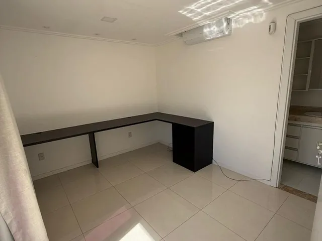Imagem 3: Excelente village para venda no Miragem com 3 Suítes, R$ 760.000,00, aceita