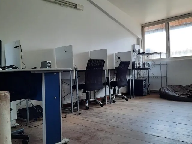 Imagem 2: VENDO OU ALUGO LOJA/SALA COMERCIAL EM LAURO DE FREITAS COM 40M² (INCLUINDO O MEZANINO)!!!