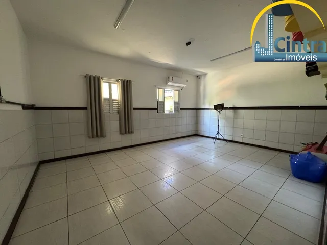 Imagem 16: Oportunidade única de investimento, vendo imóvel em Itapuã com 1000m² de área