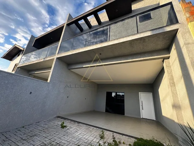 Imagem: SOBRADO NO CENTRO DE BALNEÁRIO PIÇARRAS