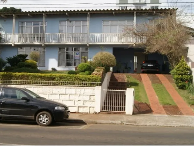 Imagem: Casa com 6 Dormitórios À Venda, Centro