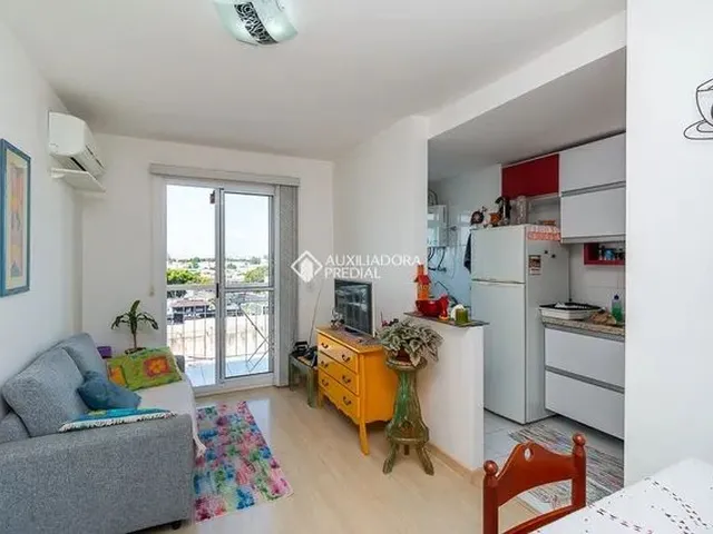 Imagem 1: Apartamento - 51M²Com 2 Dormitórios Sendo 1 Suíte no São Sebastião - Porto Alegre