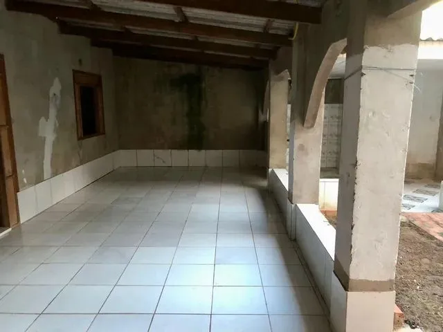 Imagem 2: Casa com Ponto Comercial
