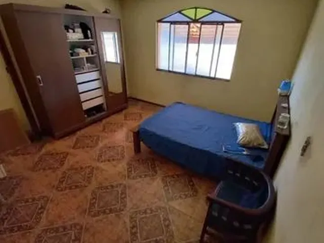 Imagem 5: Casa com 03 Quartos Sendo 01 Suíte, Varanda, Todo Murado