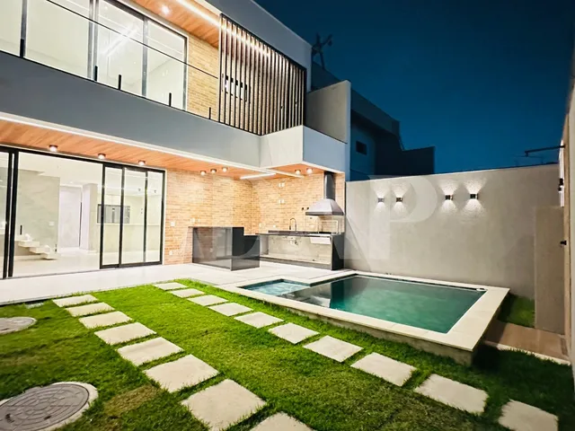 Imagem: Casa de luxo em condomínio na Vargem Pequena