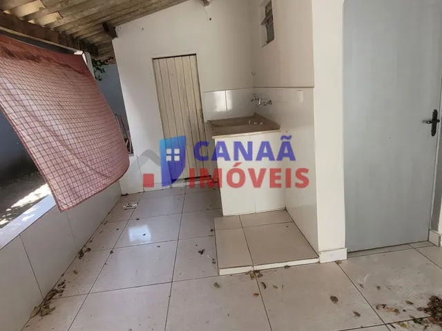 Imagem 2: Imóvel de esquina bairro planalto c/ 2 casas e 1 cômodo comercial