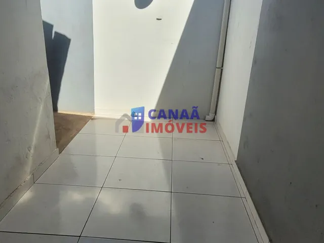 Imagem 4: Imóvel de esquina bairro planalto c/ 2 casas e 1 cômodo comercial