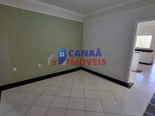 Imagem 2: Casa 3 quartos, á venda, bairro São Jorge