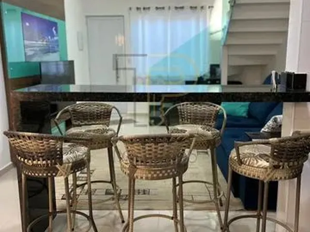 Imagem: A casa possui 3 Dormitórios, 1 Banheiro, 1 Vaga na