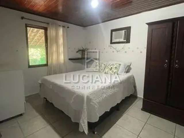 Imagem 2: Casa com 3 Suítes em Condomínio Fechado