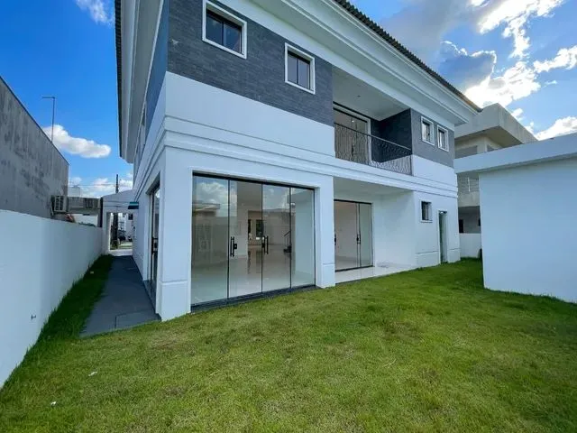 Imagem 7: Casa no Montenegro Boulevard com 5 Suítes - 450M²