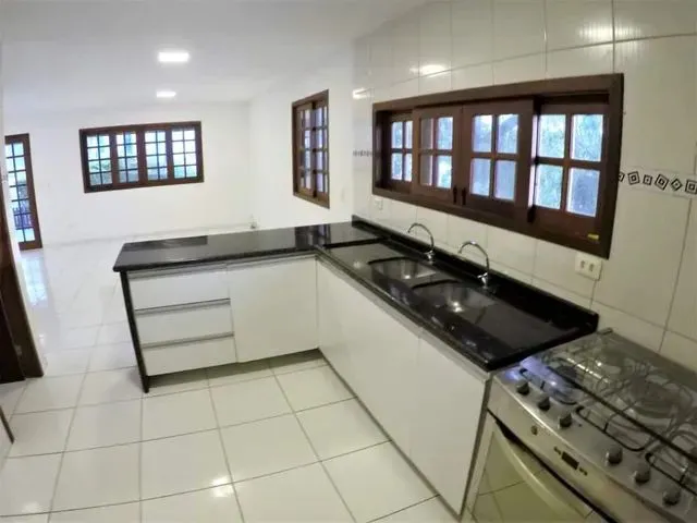Imagem 10: Casa em Condomínio Próximo Ao Centro da Cidade Ref.gm-0222