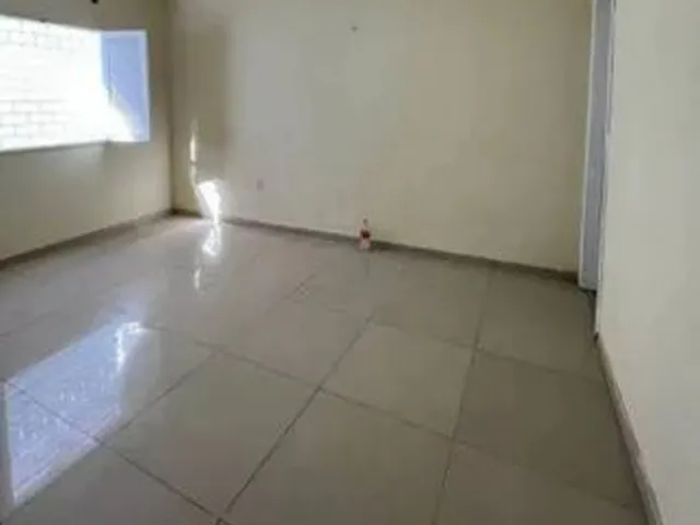 Imagem: Residência em Avenida Próximo Aos Hospitais