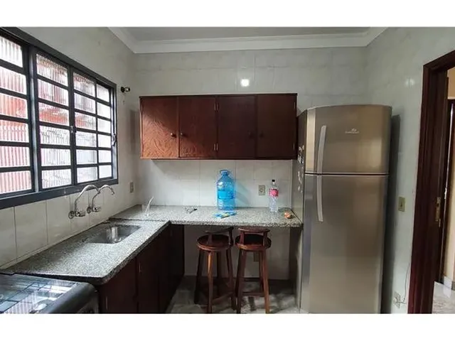 Imagem 2: Casa Mobiliada para Locação no Parque santa Cândida, 3 Quartos, 1 Suíte , R$ 2.000,00