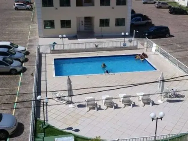 Imagem: Alugo Apartamento no 1° Andar do Condomínio