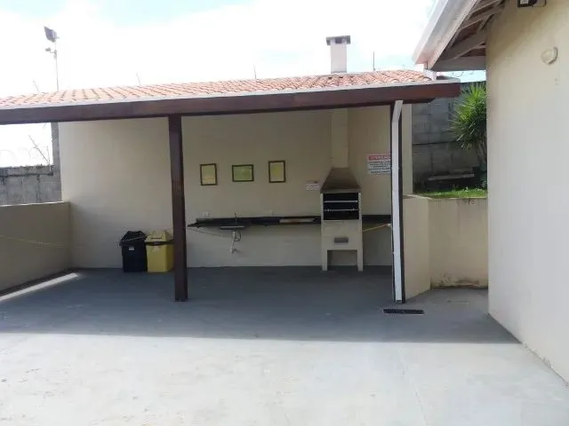 Imagem: O apartamento possui 2 Dormitórios, 1 Banheiro, 1 Vaga na