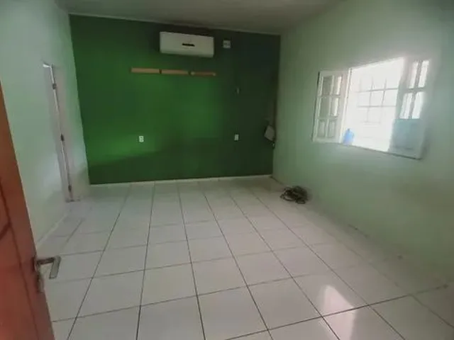 Imagem 9: Aluguel- Casa Grande e Espaçosa com 3 Quartos