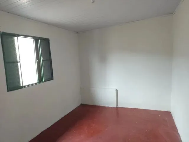 Imagem: Alugo Casa de Fundo, R$ 560,00, Bairro Daniel