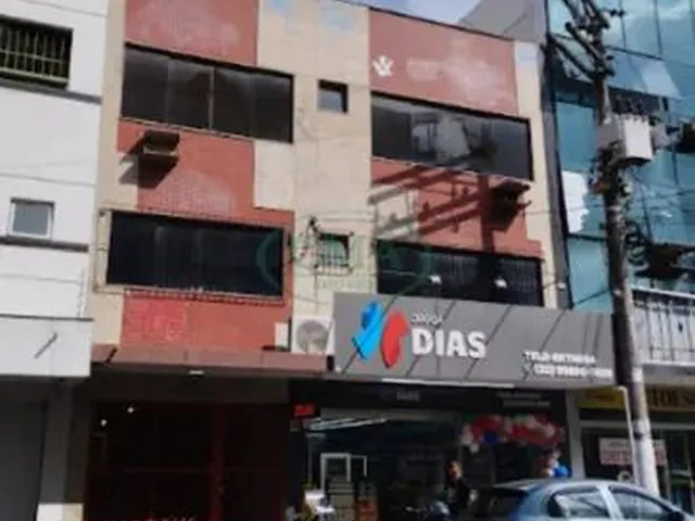 Imagem: A kitnet possui 1 Banheiro, 35m² de Área e está