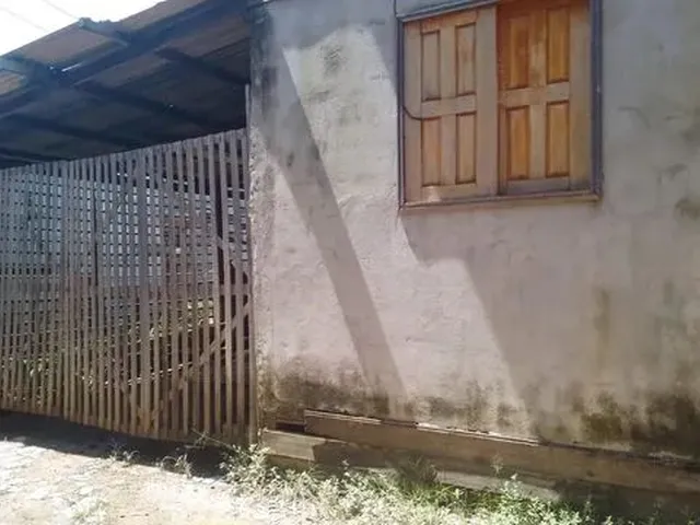 Imagem 5: Vendo Casa no Araxá. 1 Vaga na garageme2 Dormitórios
