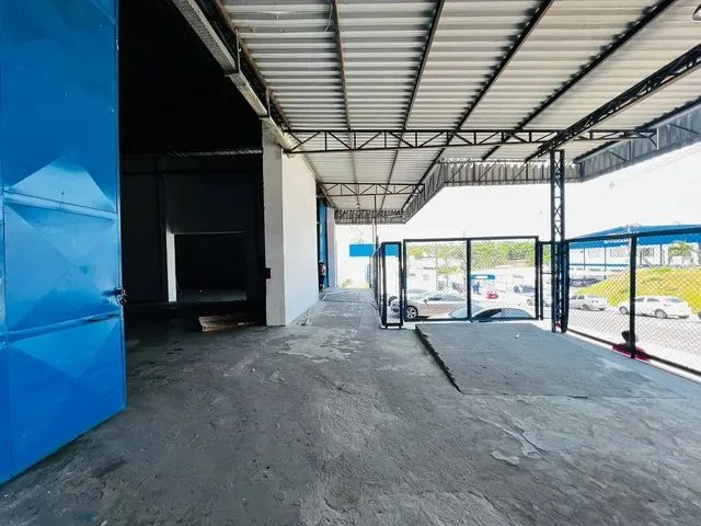Imagem: Aluga-Se Galpão, 2000 M2 de Área Construída