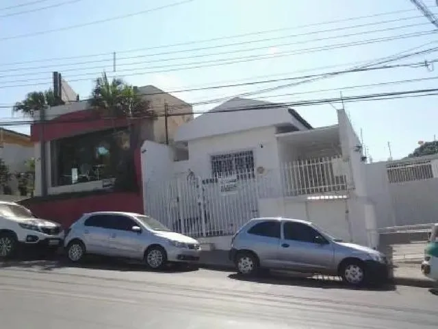 Imagem: Excelente Imóvel Comercial em Ponto Nobre
