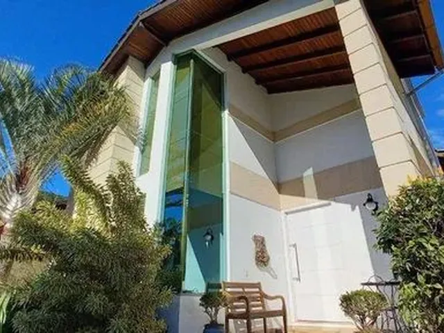 Imagem: Casa com 4 Dormitórios À Venda, 340 M²
