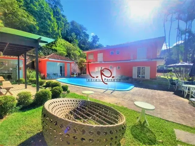 Imagem: Luxuosa Casa, com 4 Suítes, Vista Espetacular