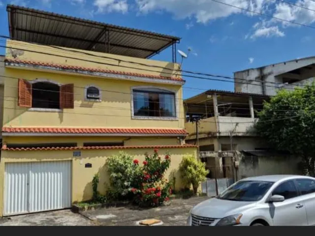 Imagem: Casa Triplex de 3 Quartos em Campo Grande