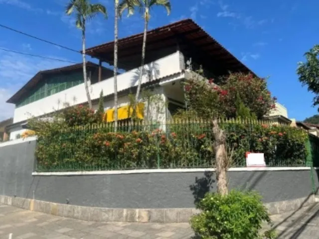 Imagem: Imperdível Casa À Venda em Vila Valqueire