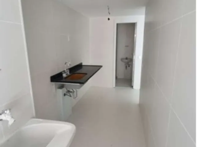 Imagem 2: Easy Botafogo: Apartamento à venda com 2 quartos (1 suite), 1 sala, 3 banheiros e 1 vaga