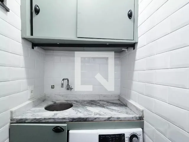Imagem 5: Apartamento de 2 Quartos no Centro do Rio de Janeiro, 65M², Condomínio Agradável Com