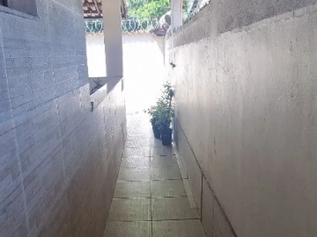 Imagem 10: Casa triplex de 2 quartos no Jardim Sulacap, Rio de Janeiro-RJ: Espaçosa e Aconchegante