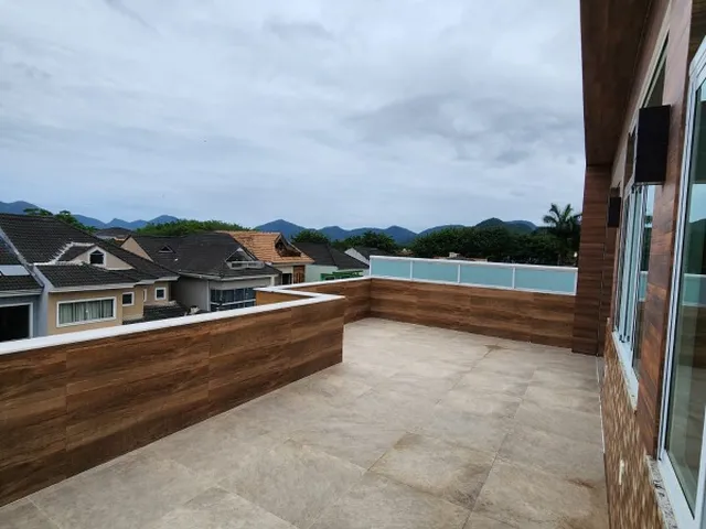 Imagem 4: Vargem Pequena, belissima casa, com 5 suites, lazer no Rooftop com piscina, academia e