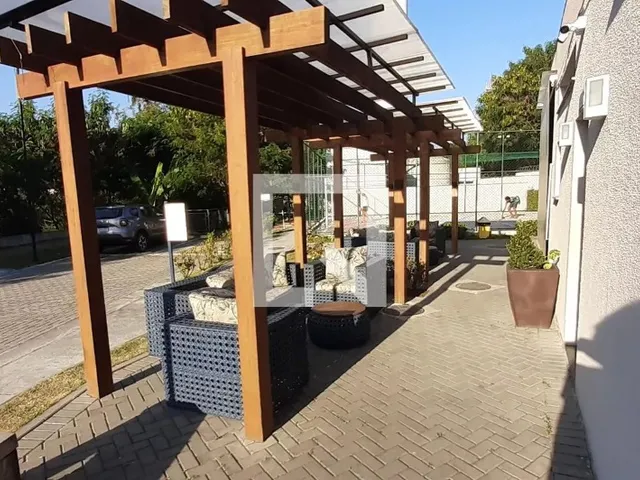 Imagem 2: Apartamento à Venda na Taquara - Rio de Janeiro-RJ: 2 Quartos, 1 Vaga de Garagem, 43m²