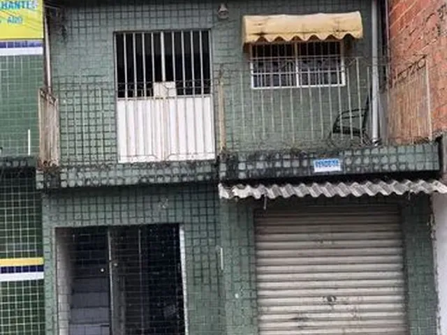 Imagem: A casa possui 3 Dormitórios, 1 Banheiro, 100m² de Área e