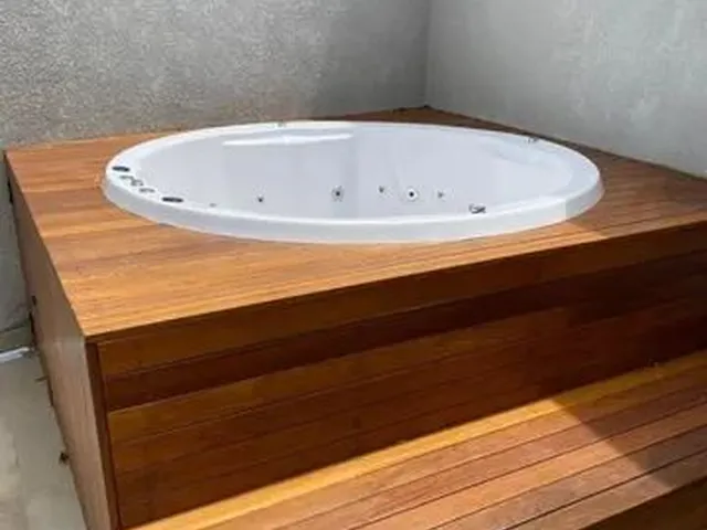 Imagem 5: Vendo Casa 2 Andares com 3 Quartos Sendo 2 Suítes Lazer com Spa e Área Gourmet