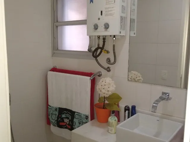 Imagem 7: Tijuca, rua tranquila e arborizada, 3 quartos + dependencia, vaga de garagem
