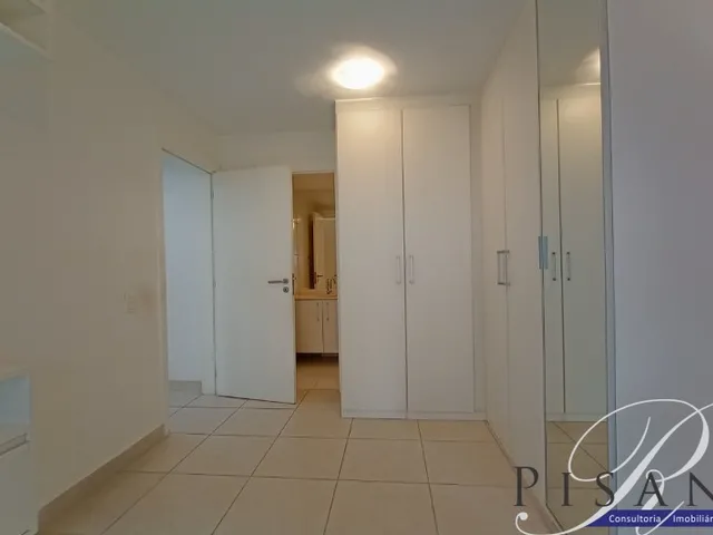 Imagem 13: Up Barra, apto de 2 qtos com suite, vista interna, varanda com fechamento em vidro