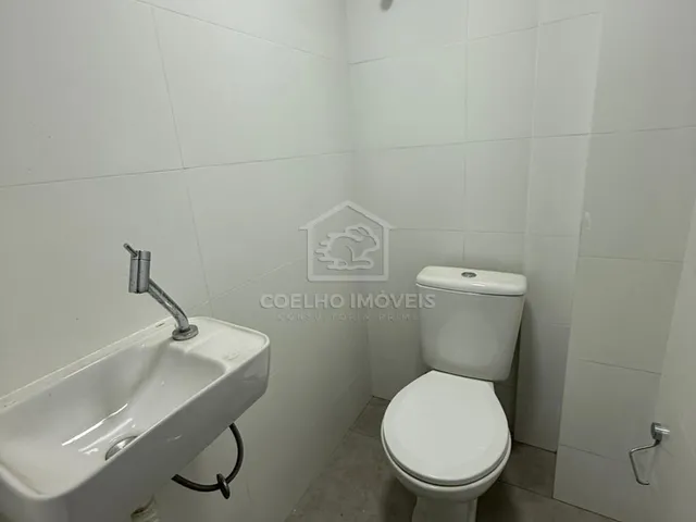Imagem 5: QNA 53 Ponto comercial em Taguatinga Norte, Loja com mezanino, porta automática e 120m²