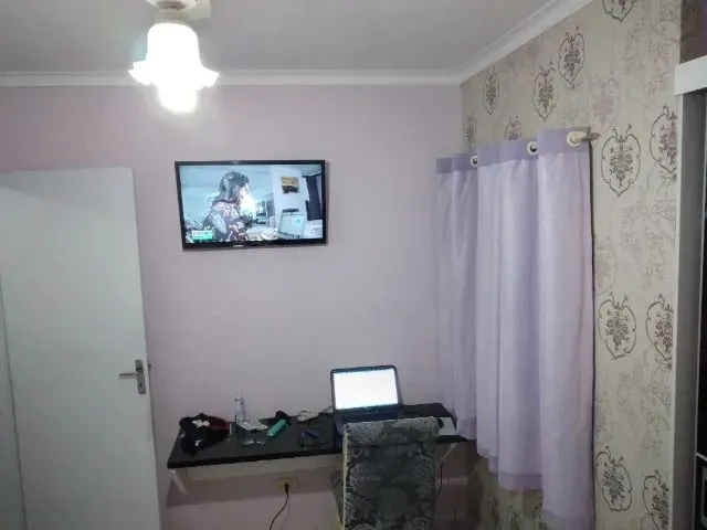 Imagem: A kitnet possui 1 Dormitório, 1 Banheiro, 1 Vaga na