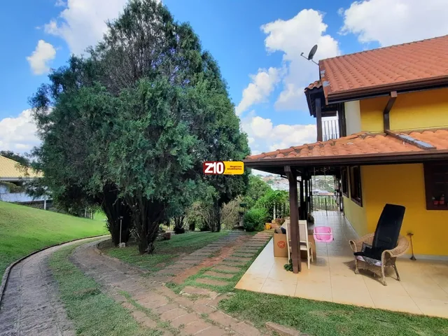 Imagem 7: Linda Chácara com Piscina e Lindo Paisagismo com Árvores Frutíferas em Condomínio