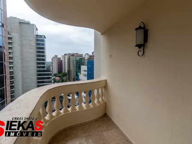 Imagem 2: Luxuoso apartamento de 3 quartos no Itaim Bibi, São Paulo-SP, com suíte, 3 banheiros