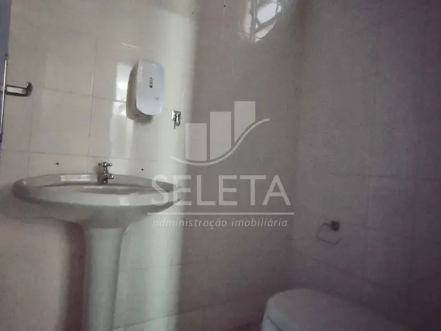 Imagem 6: SALA COMERCIAL PARA LOCAÇÃO NA RUA ERECHIM - BAIRRO CENTRO